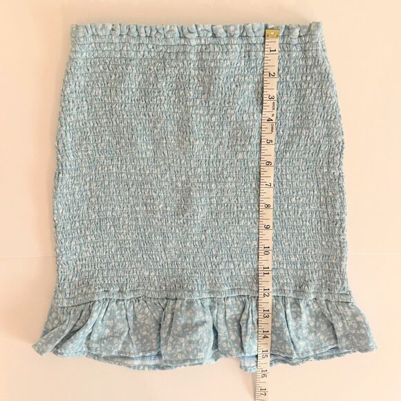 NWT Abercrombie Blue & White Smocked Floral Mini Skirt Stretch Fitted Ruffle XS - Picture 7 of 12